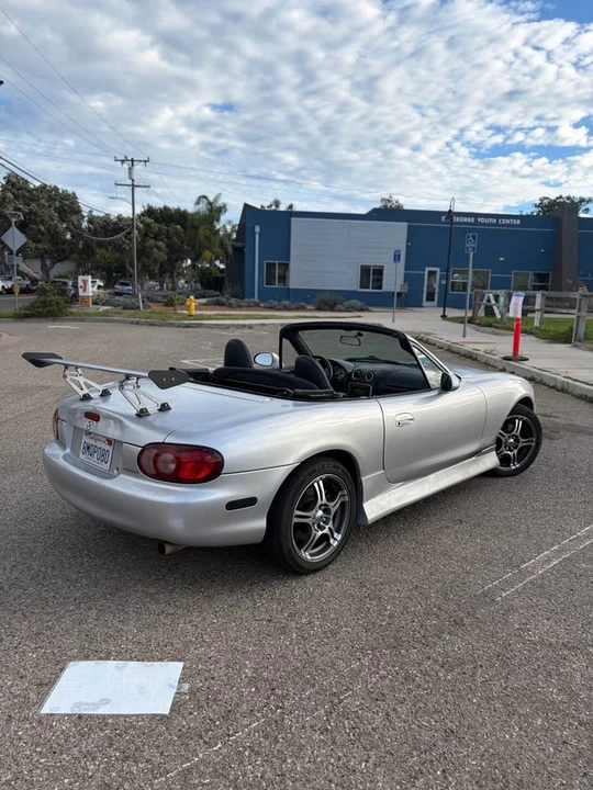 2003 Mazda NB MX-5 Miata - Image 5 of 16