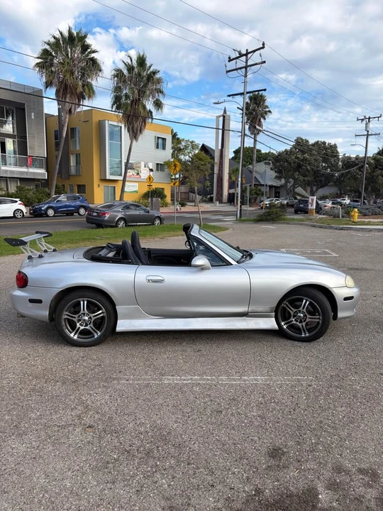 2003 Mazda NB MX-5 Miata - Image 4 of 16