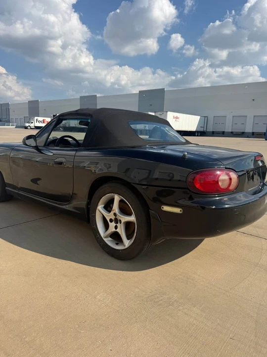 2003 Mazda NB MX-5 Miata - Image 7 of 20