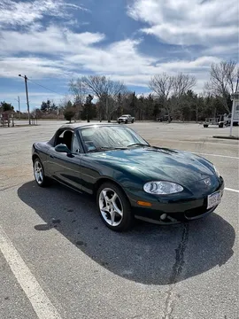 2003 Mazda MX-5 LS Convertible 2D