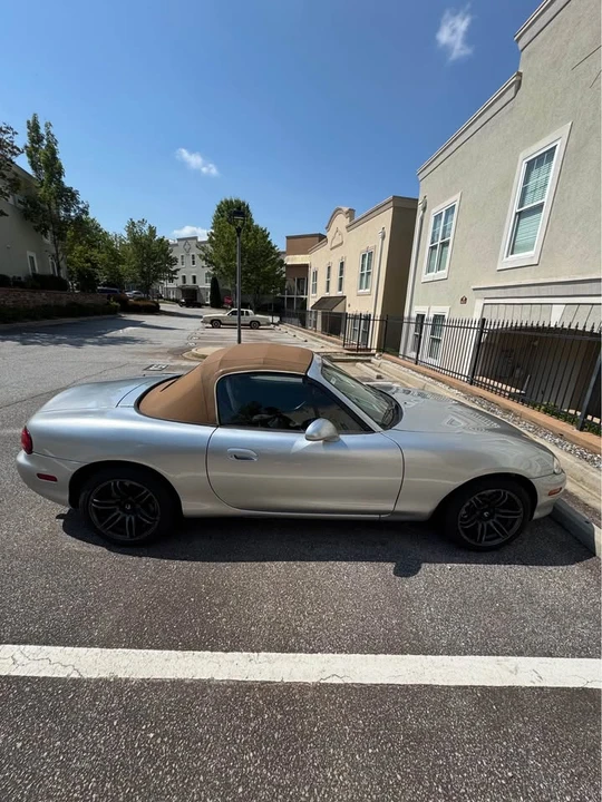 2003 Mazda NB MX-5 Miata - Image 3 of 10