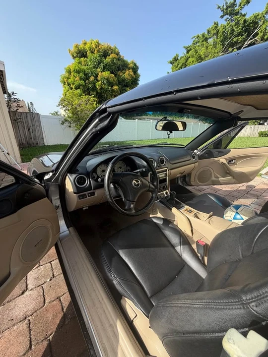 2003 Mazda NB MX-5 Miata - Image 11 of 12