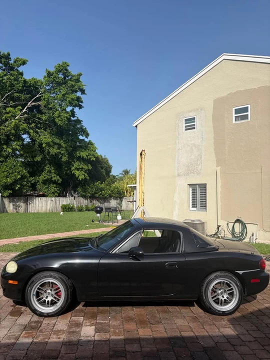 2003 Mazda NB MX-5 Miata - Image 4 of 12