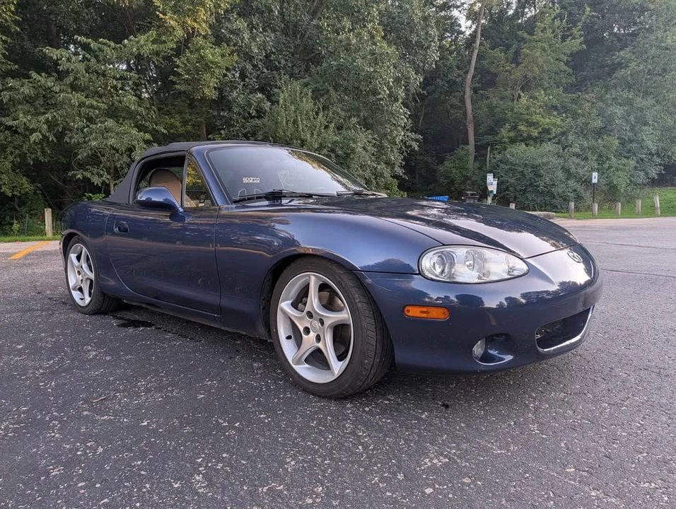 2003 Mazda NB MX-5 Miata - Image 4 of 16