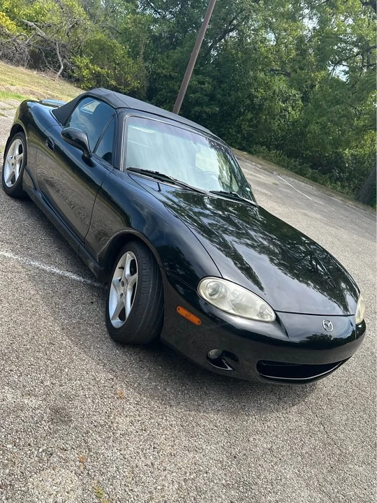 2003 Mazda NB MX-5 Miata - Image 4 of 19