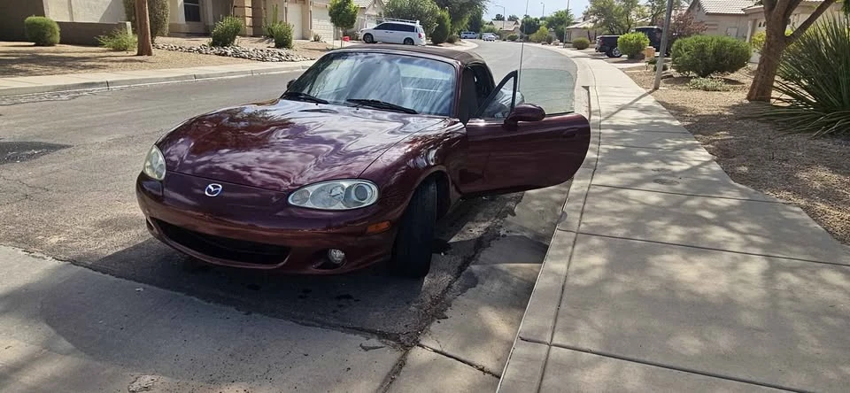 2003 Mazda NB MX-5 Miata - Image 4 of 20