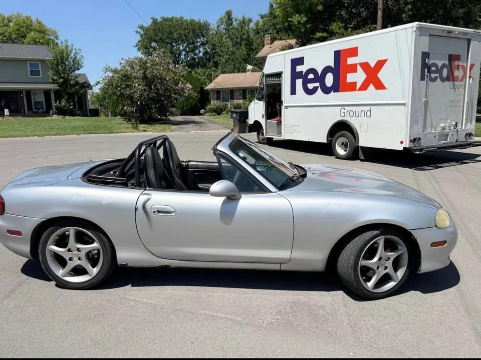 2003 Mazda NB MX-5 Miata - Image 4 of 10