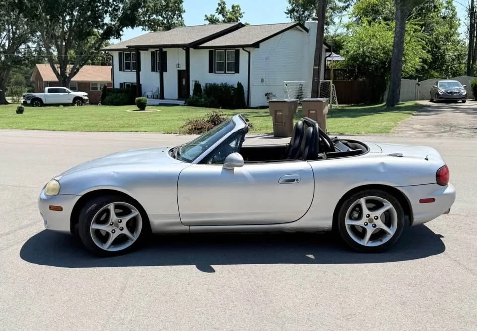 2003 Mazda NB MX-5 Miata - Image 3 of 10