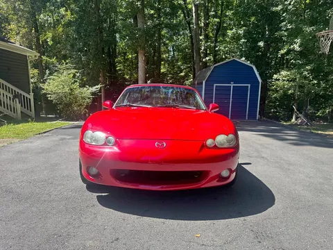 2003 Mazda MX-5 LS Convertible 2D