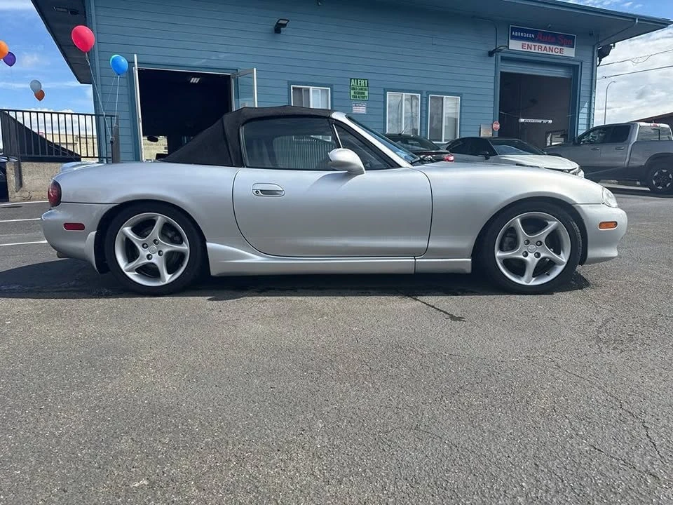 2003 Mazda NB MX-5 Miata - Image 7 of 20
