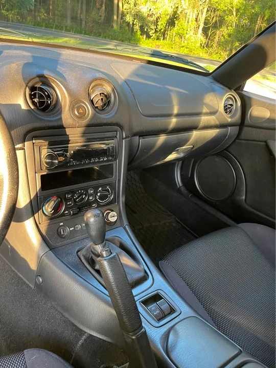 2003 Mazda NB MX-5 Miata - Image 11 of 20