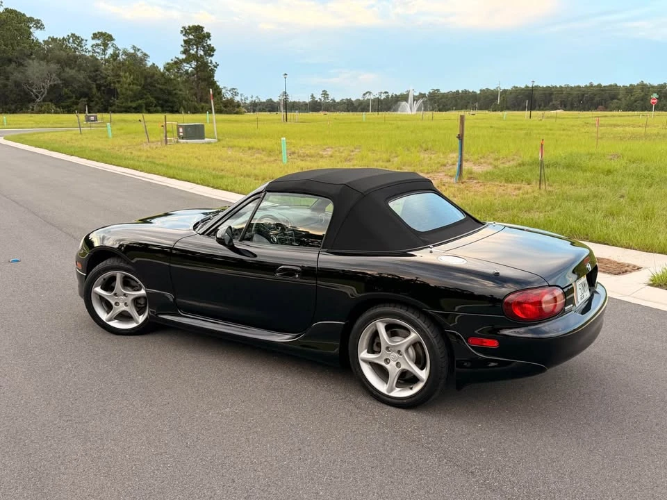 2003 Mazda NB MX-5 Miata - Image 3 of 19