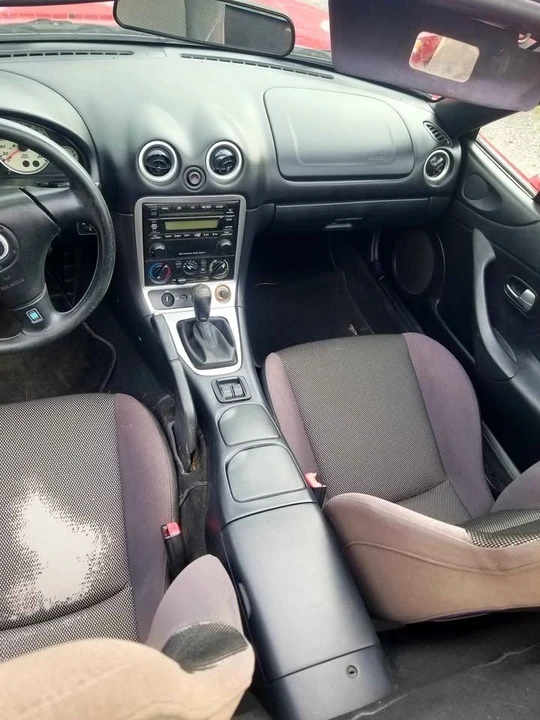 2003 Mazda NB MX-5 Miata - Image 10 of 11