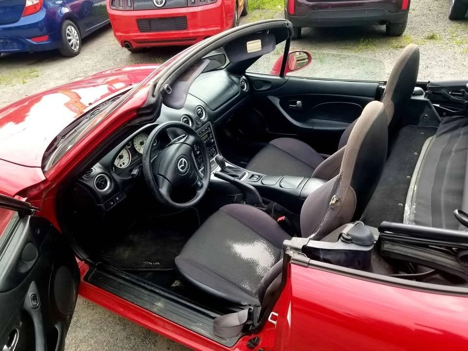 2003 Mazda NB MX-5 Miata - Image 9 of 11