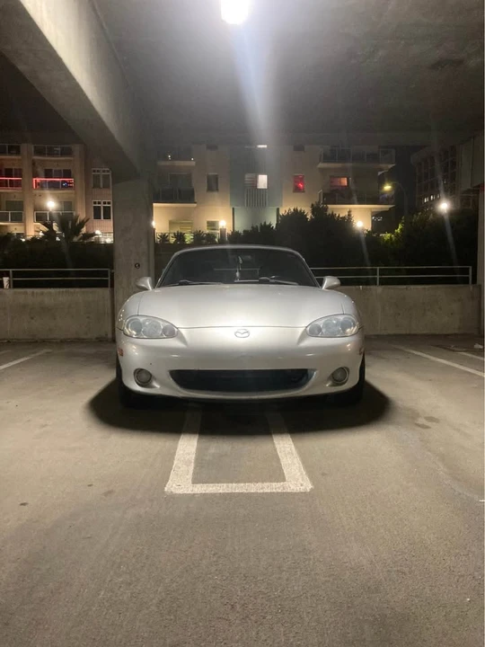 2003 Mazda NB MX-5 Miata - Image 2 of 8