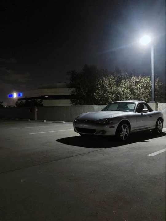 2003 Mazda NB MX-5 Miata - Image 4 of 8