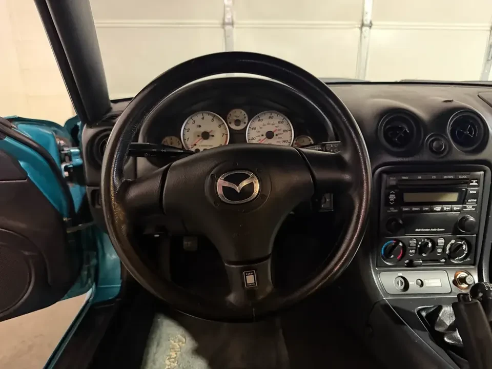 2003 Mazda NB MX-5 Miata - Image 10 of 11