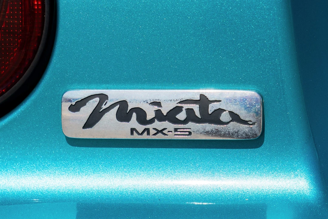 2003 Mazda NB MX-5 Miata - Image 27 of 31
