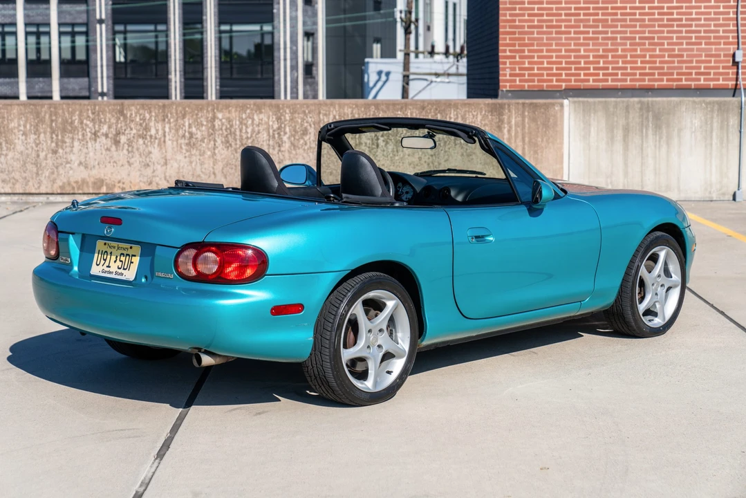 2003 Mazda NB MX-5 Miata - Image 6 of 31