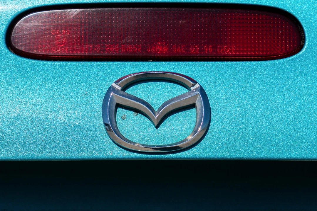 2003 Mazda NB MX-5 Miata - Image 29 of 31