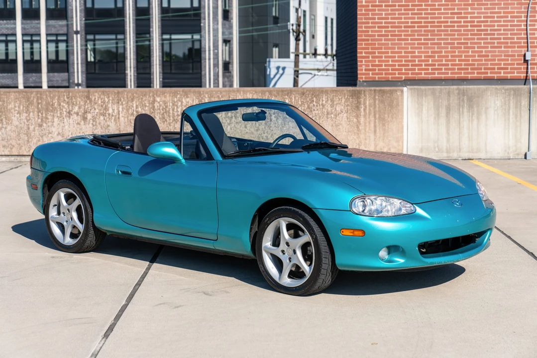 2003 Mazda NB MX-5 Miata - Image 4 of 31