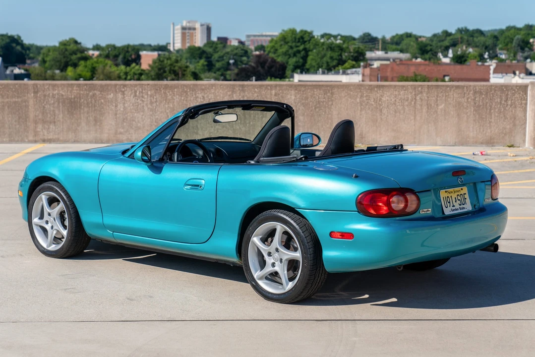 2003 Mazda NB MX-5 Miata - Image 8 of 31