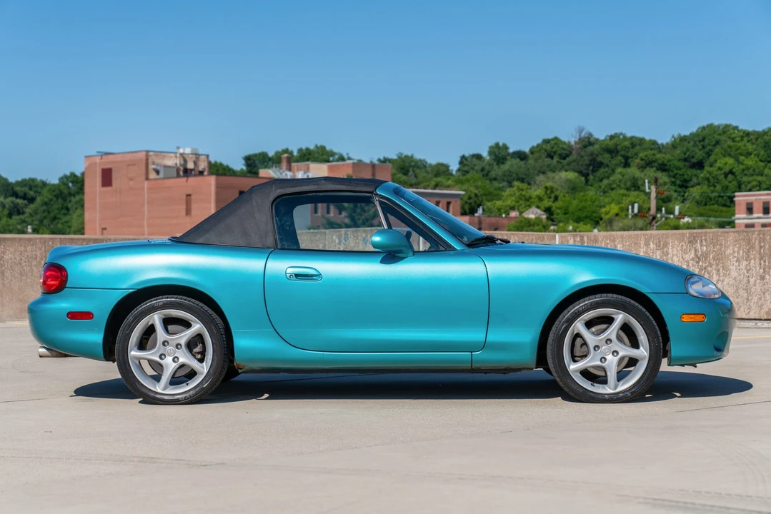 2003 Mazda NB MX-5 Miata - Image 13 of 31