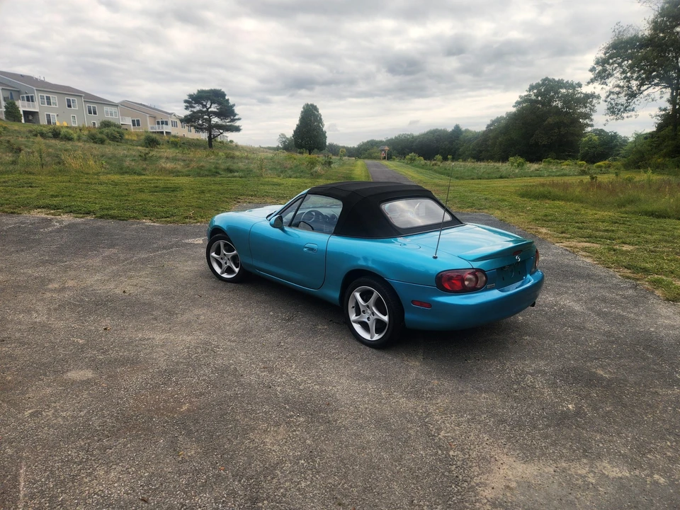 2003 Mazda NB MX-5 Miata - Image 5 of 31