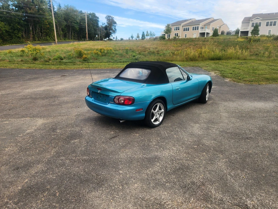 2003 Mazda NB MX-5 Miata - Image 7 of 31
