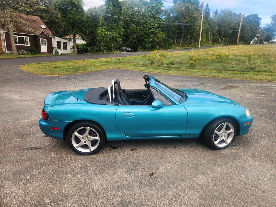 2003 Mazda NB MX-5 Miata - Image 17 of 31