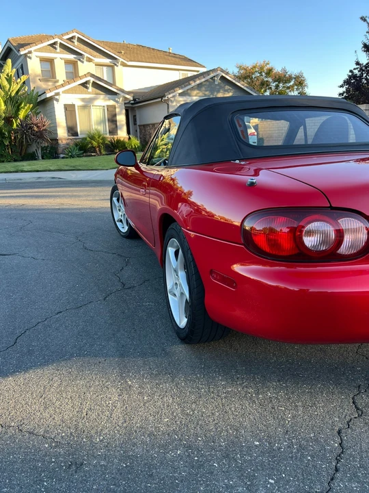 2003 Mazda NB MX-5 Miata - Image 2 of 21