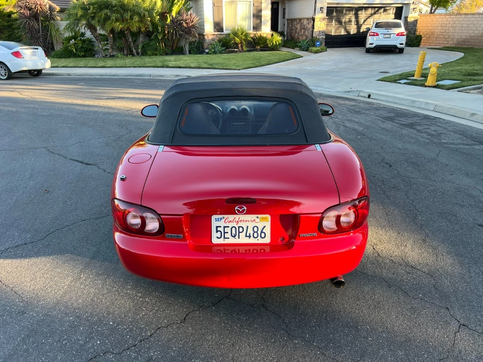 2003 Mazda NB MX-5 Miata - Image 4 of 21