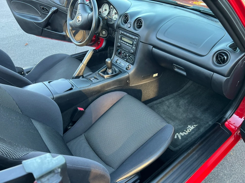 2003 Mazda NB MX-5 Miata - Image 16 of 21