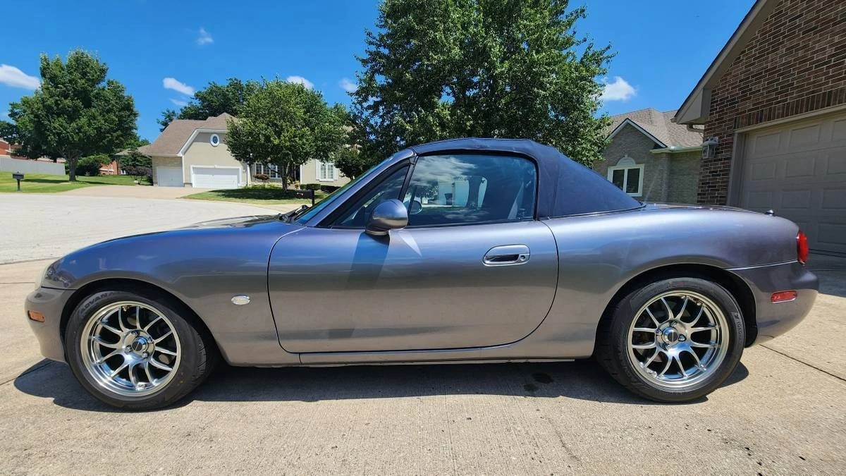 2003 Mazda NB MX-5 Miata - Image 6 of 22