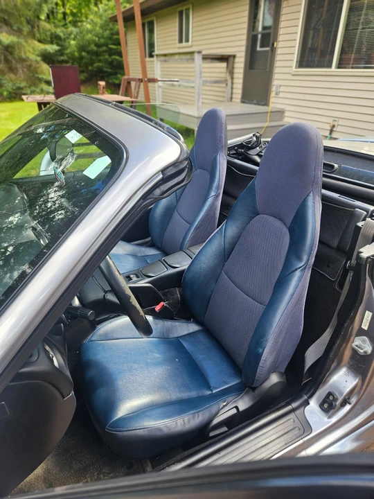 2003 Mazda NB MX-5 Miata - Image 8 of 28