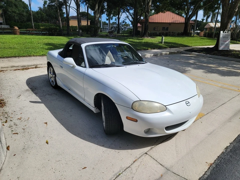 2003 Mazda NB MX-5 Miata - Image 12 of 19