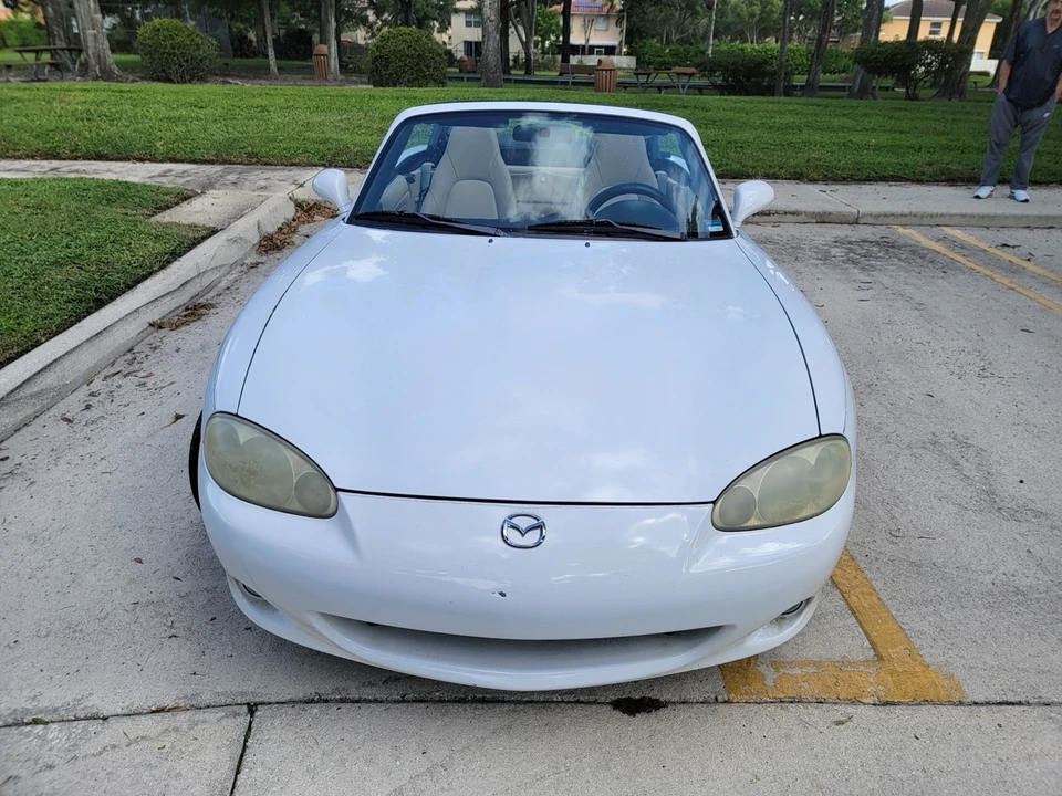 2003 Mazda NB MX-5 Miata - Image 2 of 19