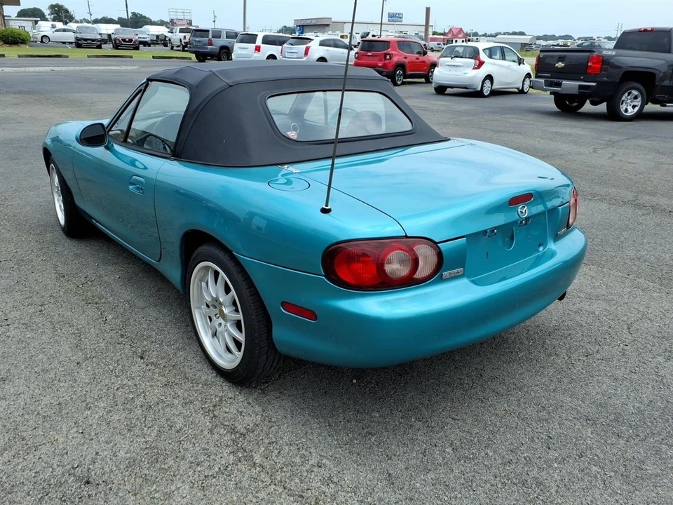2003 Mazda NB MX-5 Miata - Image 4 of 13