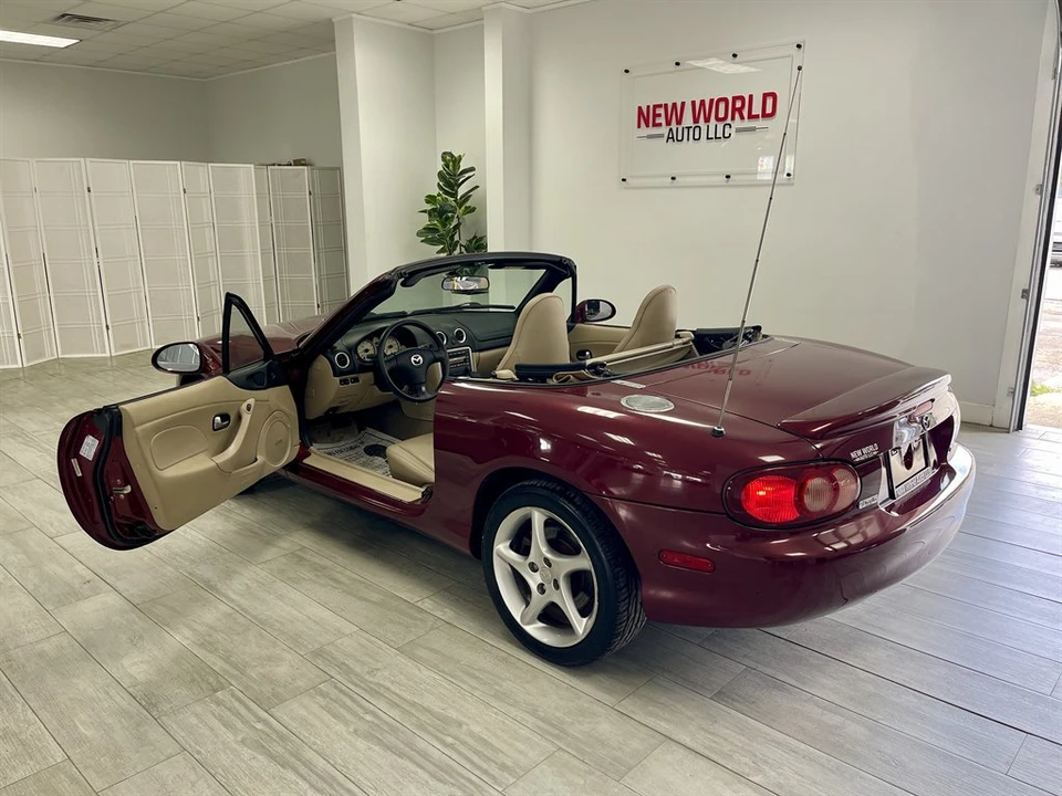 2003 Mazda NB MX-5 Miata - Image 4 of 31