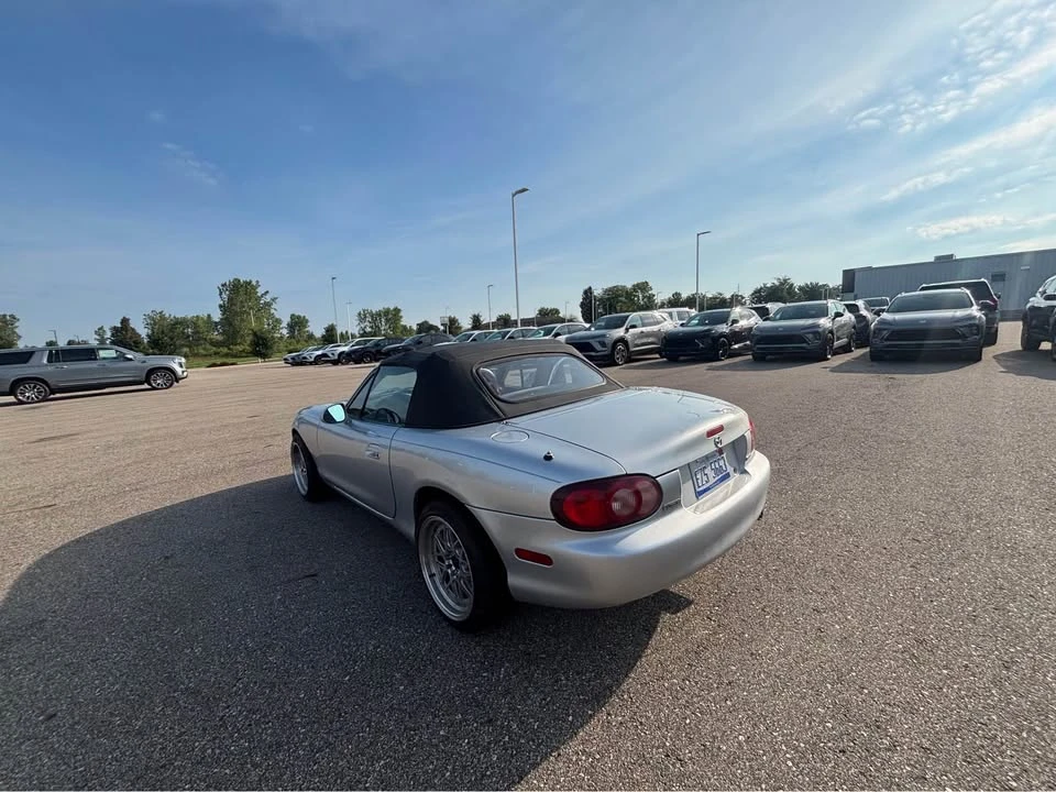 2003 Mazda NB MX-5 Miata - Image 7 of 11