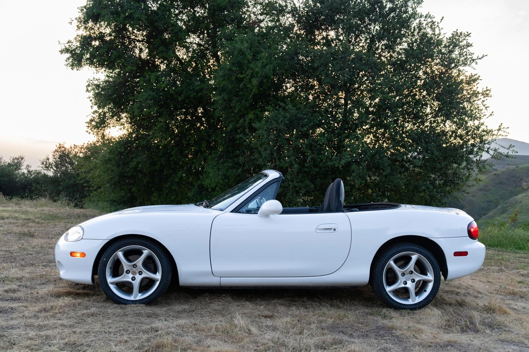 2003 Mazda NB MX-5 Miata - Image 9 of 31