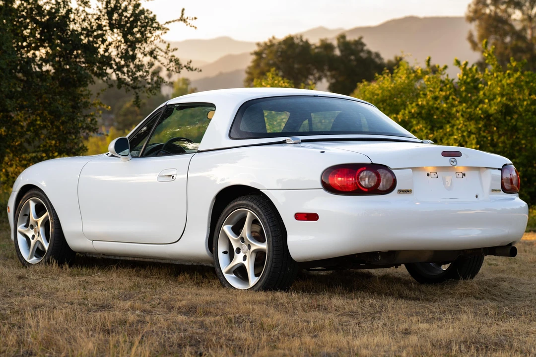 2003 Mazda NB MX-5 Miata - Image 4 of 31
