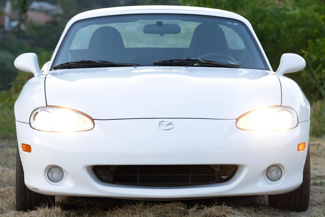 2003 Mazda NB MX-5 Miata - Image 2 of 31