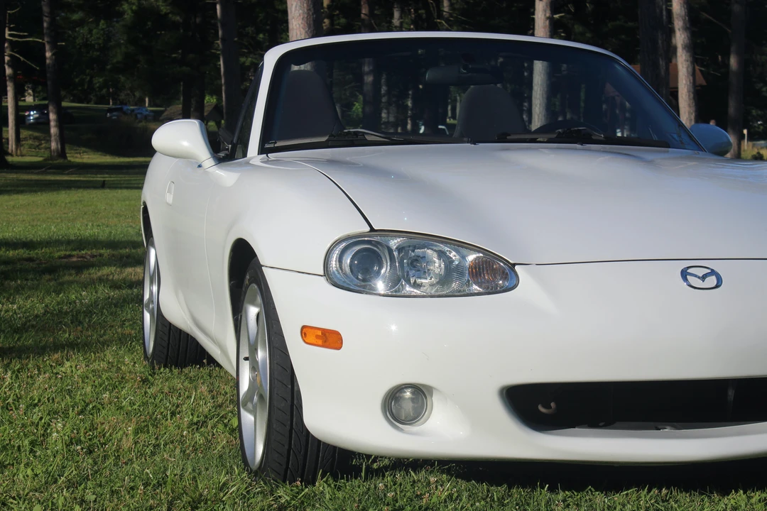 2003 Mazda NB MX-5 Miata - Image 25 of 31