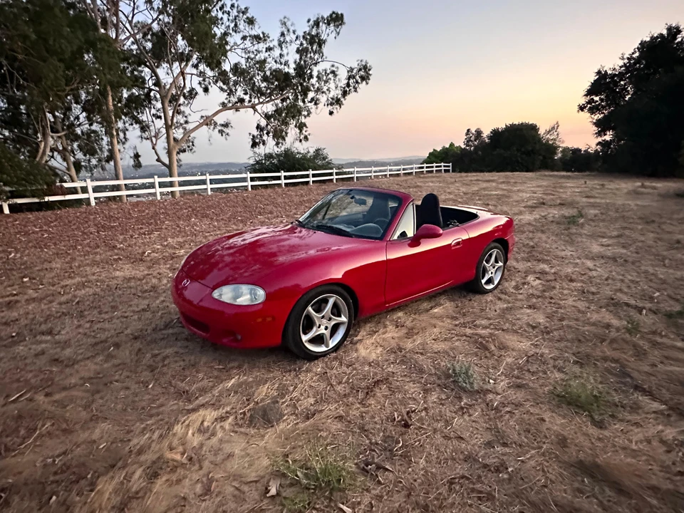 2003 Mazda NB MX-5 Miata - Image 7 of 31