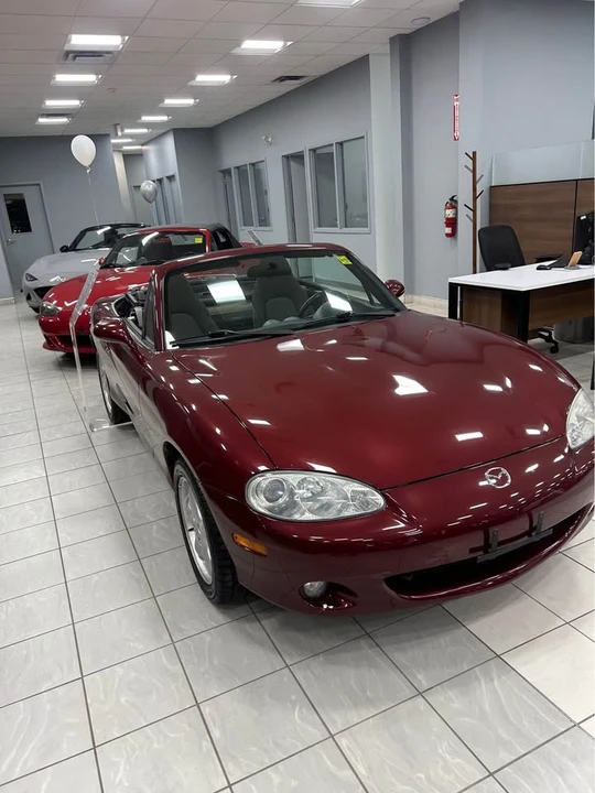 2003 Mazda NB MX-5 Miata - Image 2 of 5