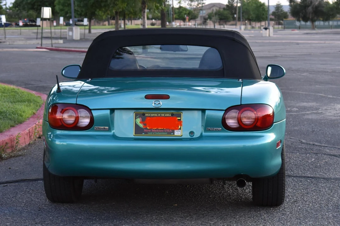 2003 Mazda NB MX-5 Miata - Image 5 of 31