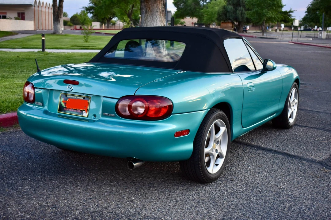 2003 Mazda NB MX-5 Miata - Image 15 of 31