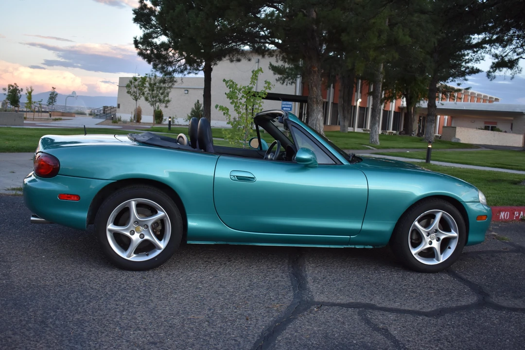 2003 Mazda NB MX-5 Miata - Image 11 of 31