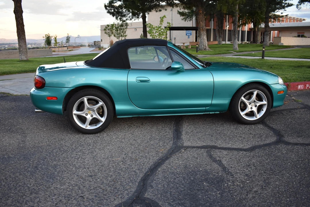 2003 Mazda NB MX-5 Miata - Image 16 of 31